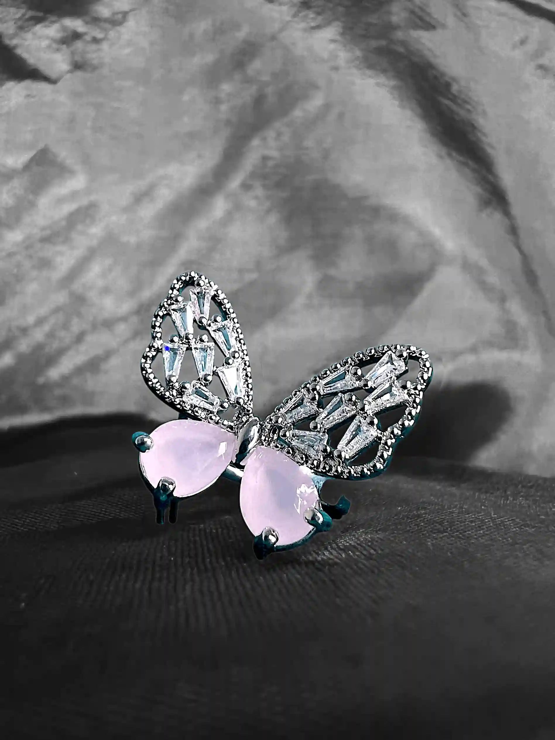 Elegant Silver-Plated Butterfly Ring with Pink Heart Stones – Adjustable Women’s Jewelry | Yumi Jewels