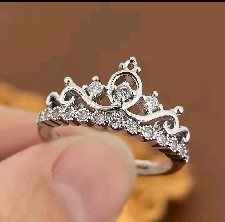 Silver Zircon Tiara Crown Ring for Women – Adjustable Elegant Jewelry | Yumi Jewels Pakistan