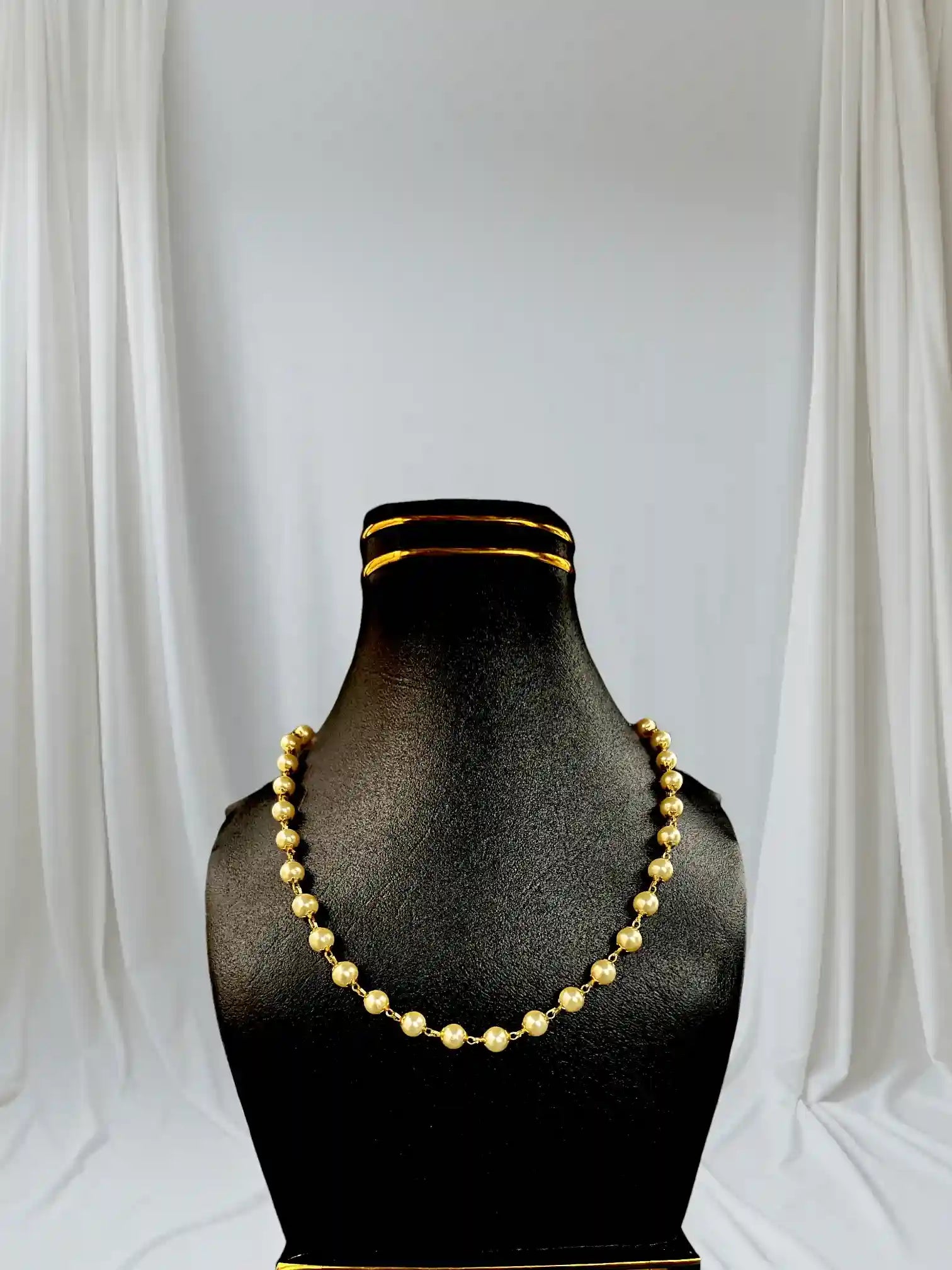 Classic Gold Beaded Necklace – Elegant Lightweight Everyday Jewelry | Yumi Jewels